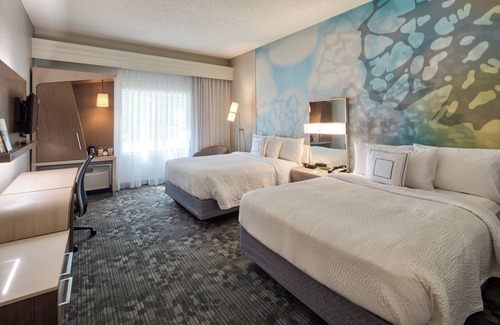 Bloomington Hotel | Courtyard by Marriott Edina Bloomington