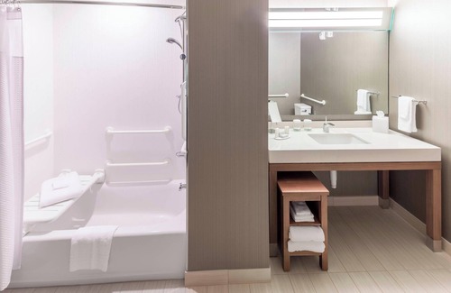 Fort Worth Hotel | Courtyard by Marriott Fort Worth at Alliance Town Center