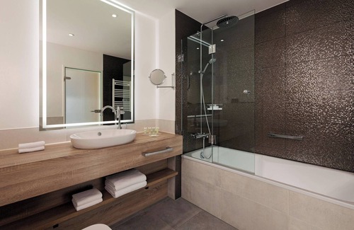 Langenhorn Hotel | Courtyard by Marriott Hamburg Airport