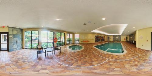 Hamilton Hotel | Courtyard by Marriott Hamilton