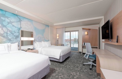 Holland Hotel | Courtyard by Marriott Holland Downtown