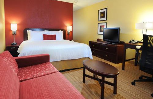 Southeast Houston Hotel | Courtyard by Marriott Houston Hobby Airport
