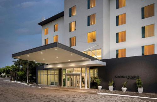 New Kingston Hotel | Courtyard by Marriott Kingston, Jamaica