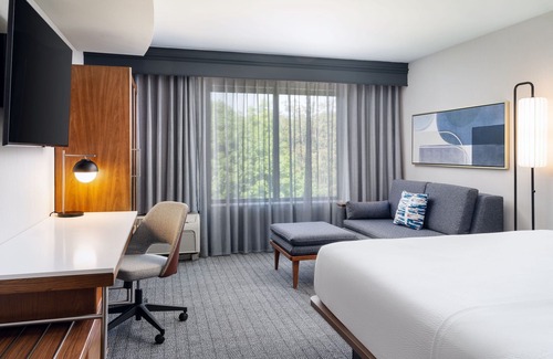 Kingston Hotel | Courtyard by Marriott Kingston
