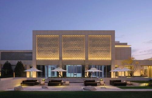 Korla Hotel | Courtyard by Marriott Korla