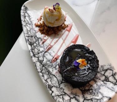 Harlington Hotel | Courtyard by Marriott London Heathrow Airport