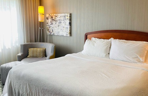 Lyndhurst Hotel | Courtyard by Marriott Lyndhurst Meadowlands