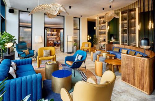 Genas Hotel | Courtyard by Marriott Lyon Eurexpo Stadium