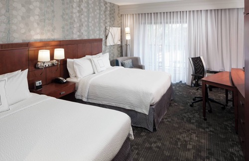 Ludlam Hotel | Courtyard by Marriott Miami at Dolphin Mall