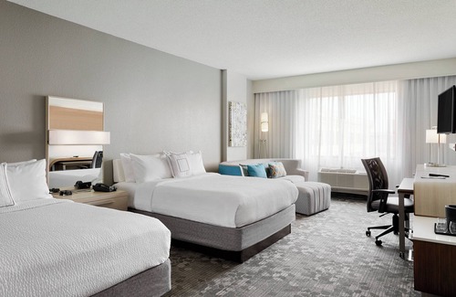 Westown Hotel | Courtyard by Marriott Milwaukee Downtown
