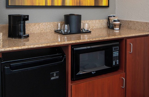 Donelson Hotel | Courtyard by Marriott Nashville Airport