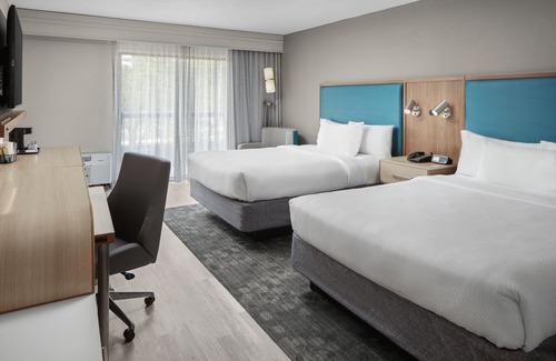 Newport News Hotel | Courtyard by Marriott Newport News Yorktown