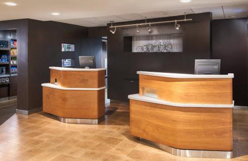 Airport North Hotel | Courtyard by Marriott Orlando Airport