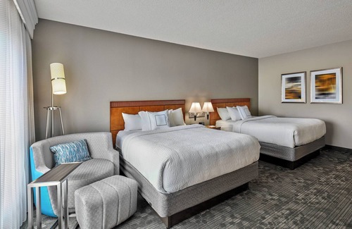 Oxford Valley Hotel | Courtyard by Marriott Philadelphia Langhorne
