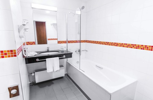Plzen Hotel | Courtyard By Marriott Pilsen