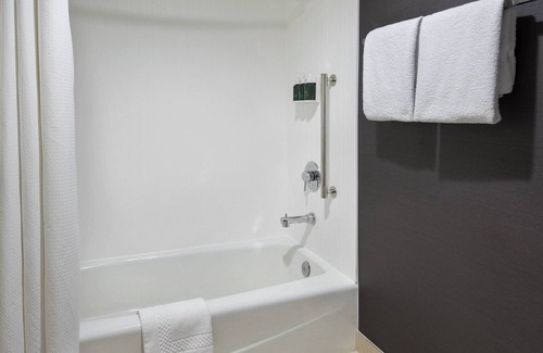 Poughkeepsie Hotel | Courtyard by Marriott Poughkeepsie