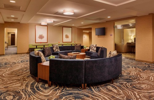 Downtown Portland Hotel | Courtyard by Marriott Portland City Center