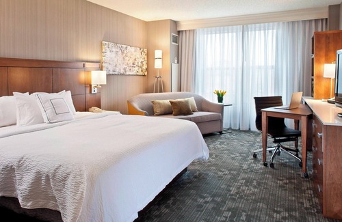 Pueblo Hotel | Courtyard by Marriott Pueblo Downtown