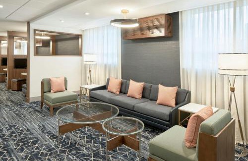 Regina Hotel | Courtyard by Marriott Regina Downtown