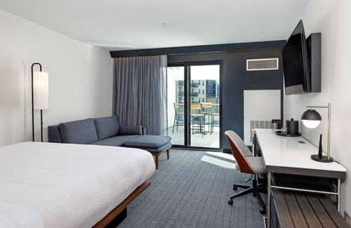 Richmond Hotel | Courtyard by Marriott Richmond Scott’s Addition