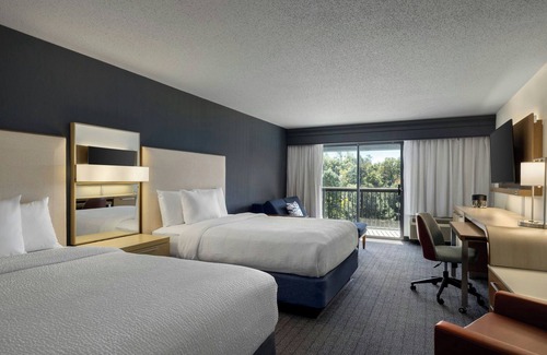 Bermuda Hotel | Courtyard by Marriott Richmond Chester