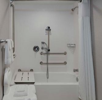 Springfield Hotel | Courtyard by Marriott Springfield Downtown