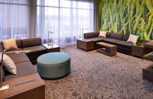 North Industrial Hotel | Courtyard by Marriott Saskatoon Airport