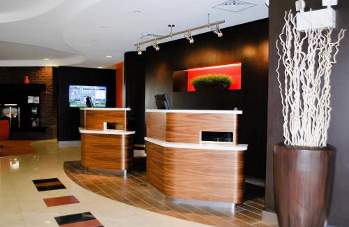 Salina Hotel | Courtyard by Marriott Salina