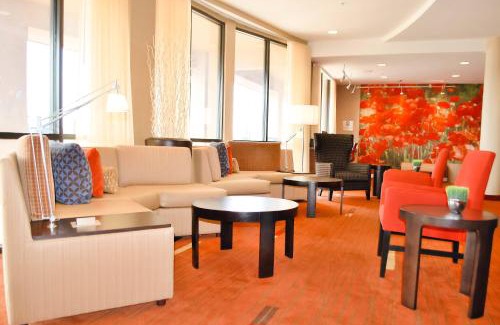 Salina Hotel | Courtyard by Marriott Salina