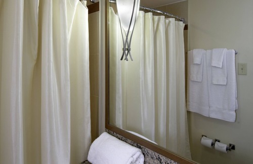 Miramar Hotel | Courtyard by Marriott San Juan Miramar