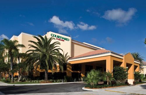 Boynton Beach Hotel | Courtyard by Marriott Boynton Beach