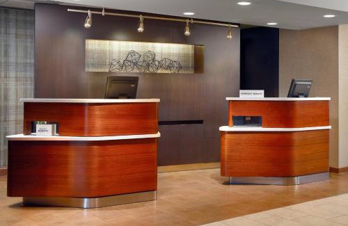 Terry Sanford Hotel | Courtyard by Marriott Fayetteville