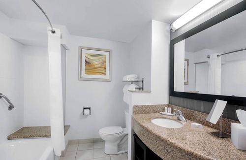 Arlington Hotel | Courtyard by Marriott Jacksonville I-295/East Beltway