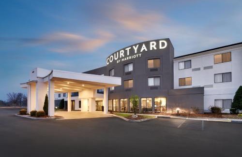 Johnson City Hotel | Courtyard by Marriott Johnson City