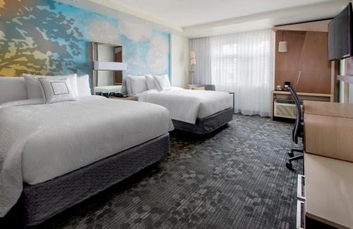 Stockade Historic District Hotel | Courtyard by Marriott Schenectady at Mohawk Harbor