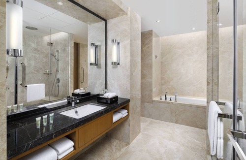 Zhengdong New Area Hotel | Courtyard by Marriott Zhengzhou East