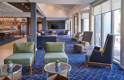 Highland Park Hotel | Courtyard Chicago Highland Park/Northbrook