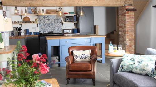 Horton House | Courtyard Cottage at Stepps House