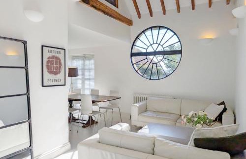 Pulborough House | Courtyard Cottage, Pulborough