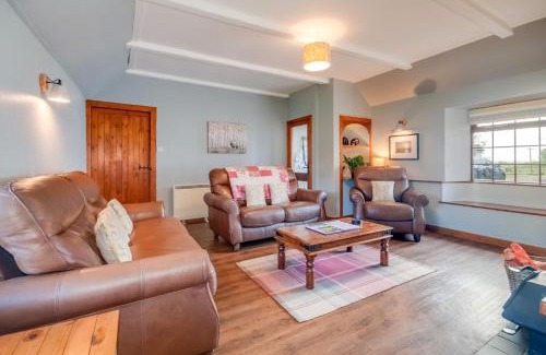Wigtown House | Courtyard Cottages Rose Cottage