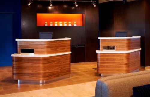 Utica Hotel | Courtyard Detroit Utica