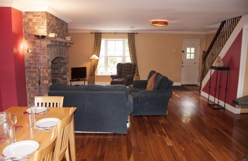Bettystown House | Courtyard Holiday Cottages No 9