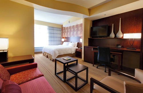 North Kansas City Hotel | Courtyard Kansas City at Briarcliff
