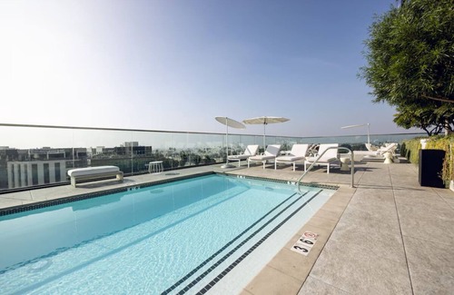 Hollywood House | Courtyard King, The Godfrey Hotel Hollywood, Rooftop Lounge, Steps from Sunset