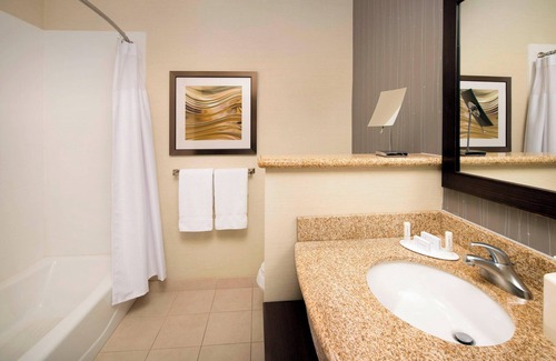 Lufkin Hotel | Courtyard Lufkin