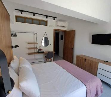 Pefkos Apartment | Courtyard Luxury Suites “MARIANTHI”