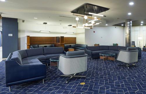 Medford Hotel | Courtyard Medford Airport