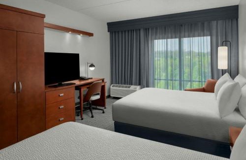 South Hills Hotel | Courtyard Pittsburgh Settlers Ridge/Robinson Township