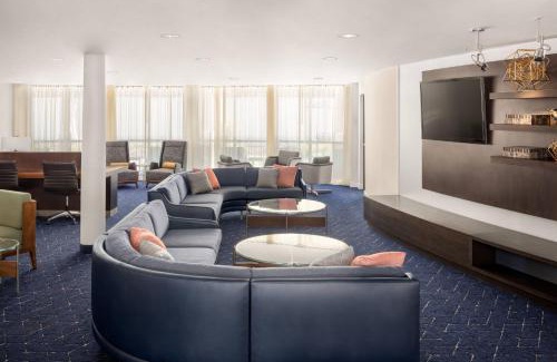 South Portland Hotel | Courtyard Portland Airport