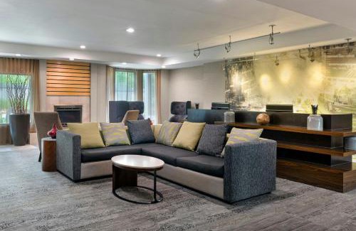 Bridgeton Hotel | Courtyard St. Louis Airport/Earth City